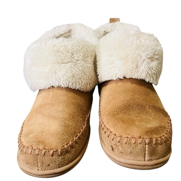 Minnetonka Tan and Cream Shearling Slippers size 9 - Picture 6 of 8